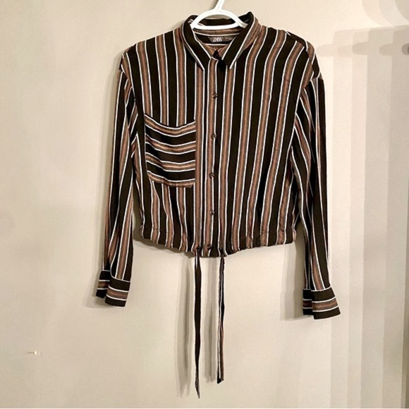 Zara Striped, Button Down, Front Tie Cropped Shirt - Picture 4 of 8